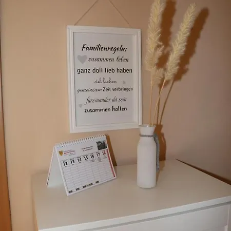 Vienna'S Cozy Corner - Charming Familiy Apartment Gerasdorf bei Wien Buitenkant foto